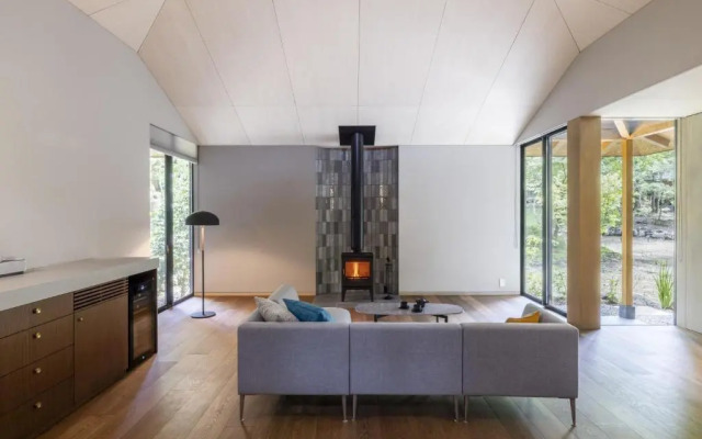 Hakone Reatreat villa 1f