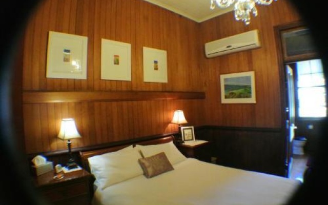 Wiss House Bed and Breakfast – Guest Rooms – Kalbar