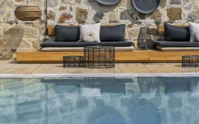 IridaChic Boutique Hotel & Spa