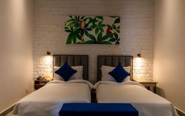 The Sierra - A Luxury Stay