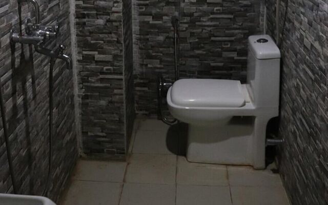 Hotel Raj International