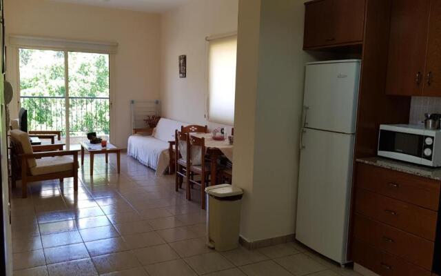 Lazaros Pissouri Apartments