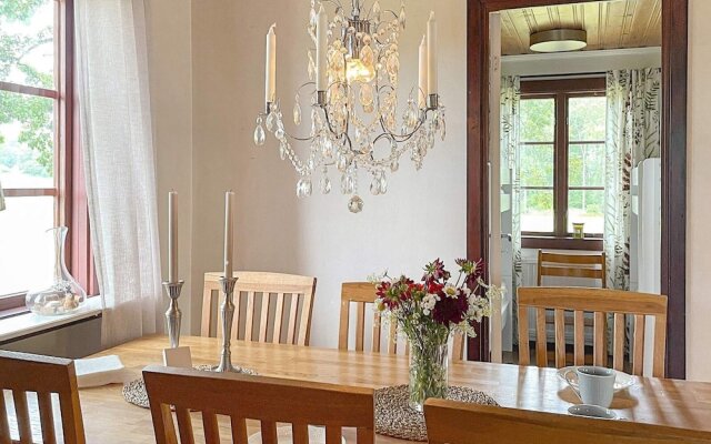 6 Person Holiday Home in Mellerud-by Traum