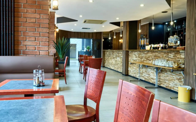 Отель Europacity