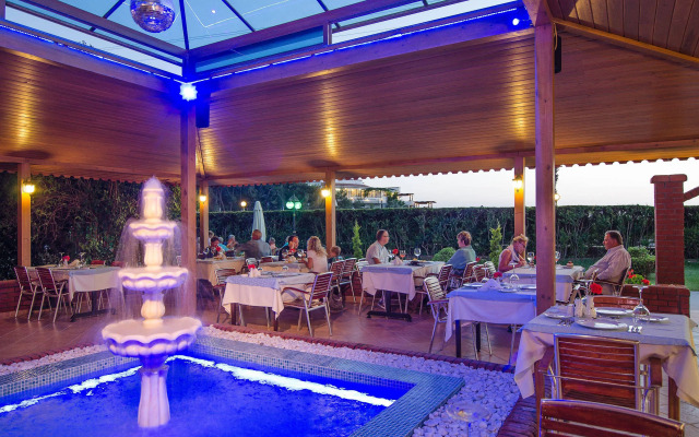Kustur Club Holiday Village