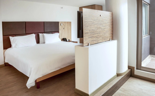 Viaggio Teleport Suites