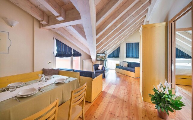Stunning Apartment in Ponte di Legno With 2 Bedrooms and Wifi