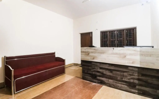Purple Villa by OYO Rooms