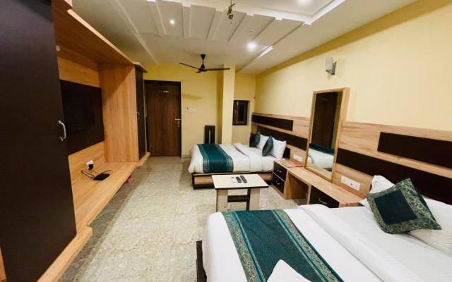 Hotel Augusto – Guest Rooms – Varanasi