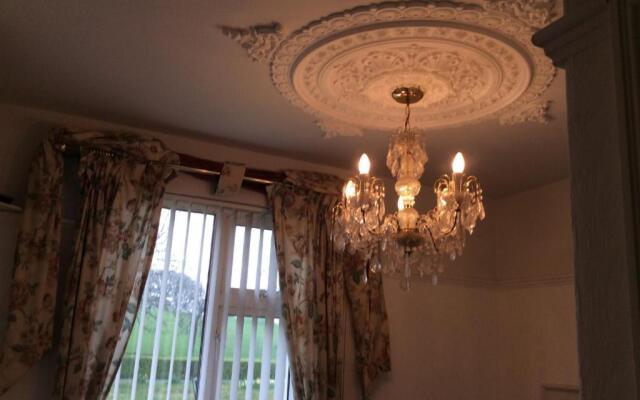 Alma Lodge Guest House