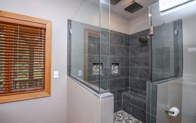 Unforgettable 8 Bedroom House