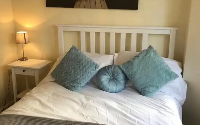 Fabulous, Modern 2 Bed Flat in Central Cardiff