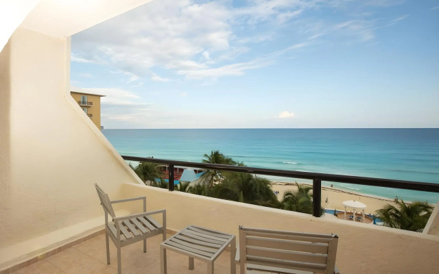 Golden Parnassus Resort & Spa - All Inclusive (Adults Only)