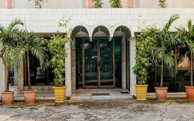 OYO 2690 Hotel Tampan