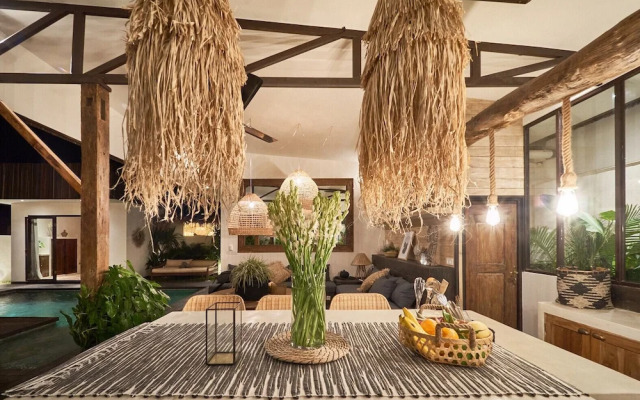 Fabulous 3BR Boho-chic Style, Umalas With Staff