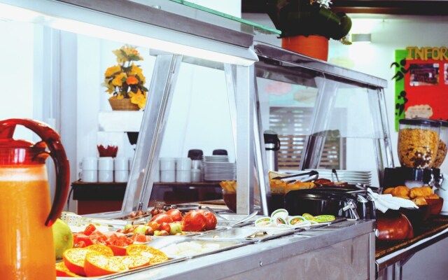 Waira Suites Hotel