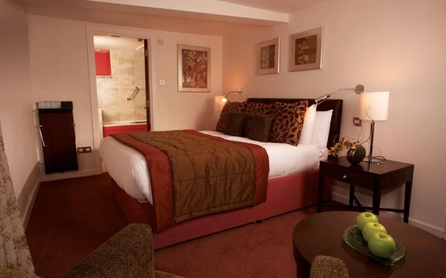 George Hotel