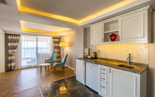 Adenya Hotel & Resort