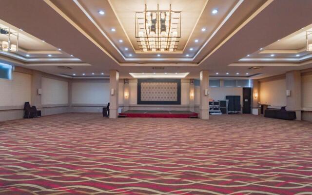 Urbanview Hotel Newton Riau Bandung