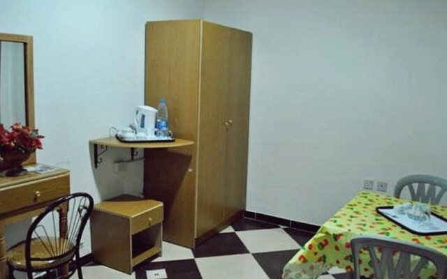 Evana Suite Hotel