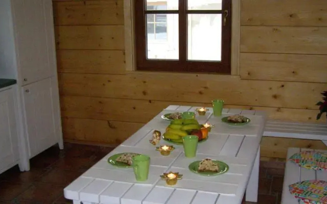 Roubenka Boží Dar