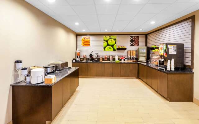 La Quinta Inn & Suites by Wyndham Midland North