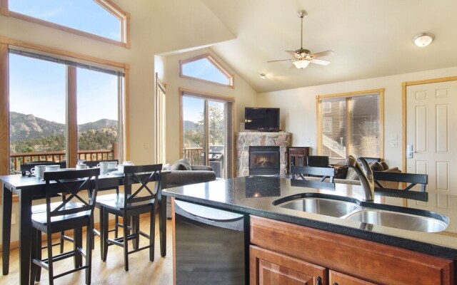 Ouzel Peak 22a 2 Bedroom Condo by RedAwning