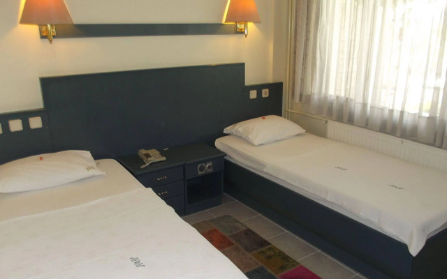Hotel Hal - Tur