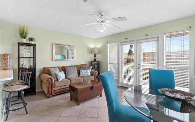 Grand Caribbean West 215