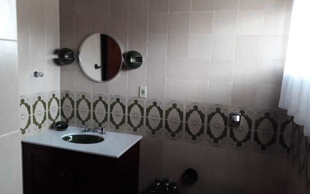 Bela e Aconchegante Residência