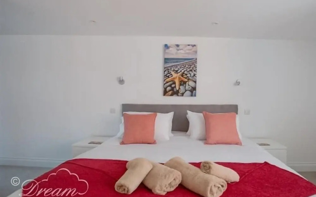 Old Coastguard Apartment 2