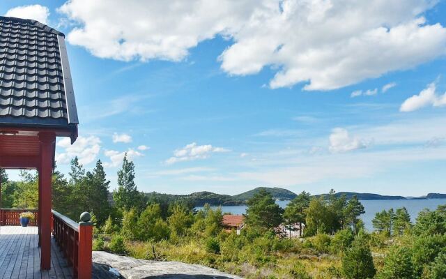Holiday Home in Lysøysundet