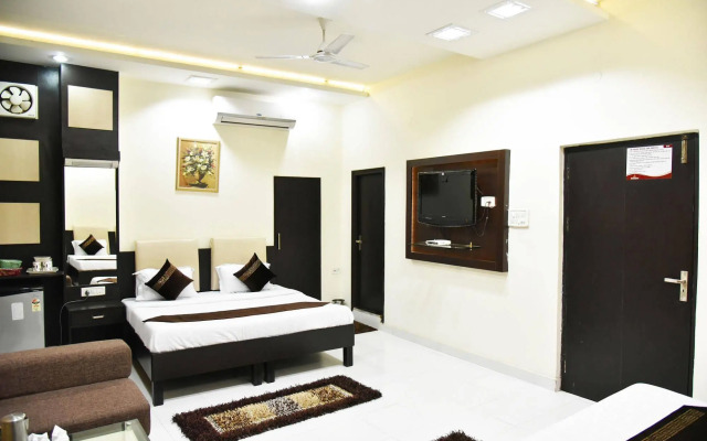 Hotel Akaal Residency