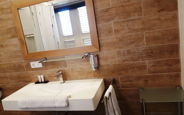 Saint Tropez Boutique Hotel