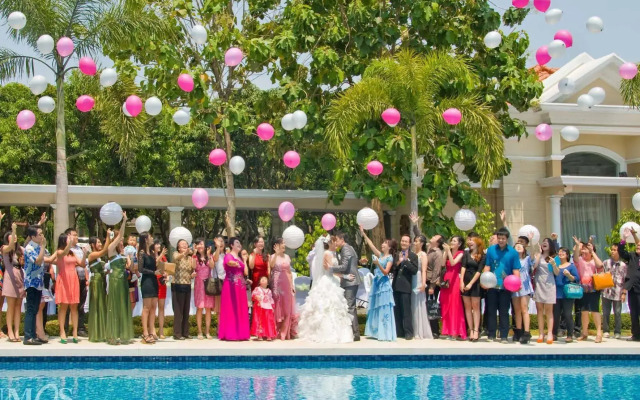 Adhiwangsa Hotel & Convention Hall