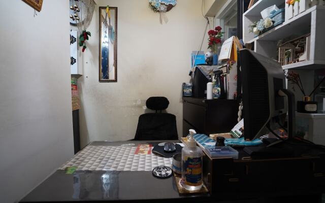 OYO Life 93023 Kost Bulan Karawang