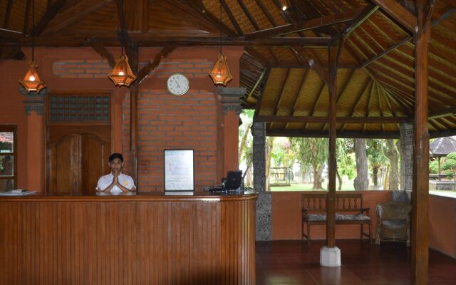 Bagus Beach Resort Lovina