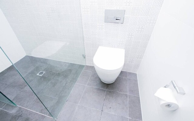 E10 Darling Harbour 2 BDR APT