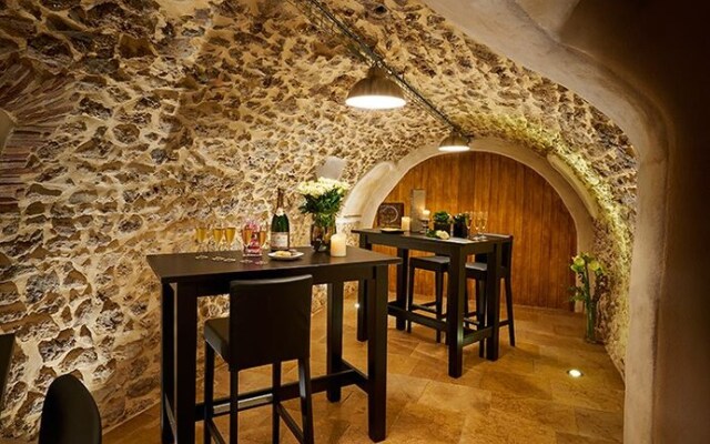 Studio Blue Pop - BUBBLE 8