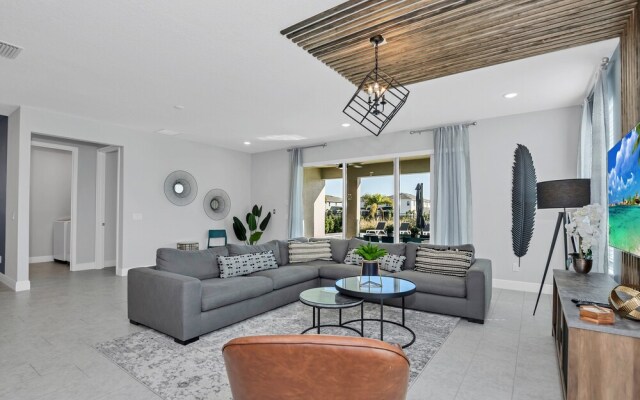 Southfield Villa Encore