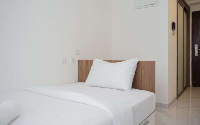 Nice And Elegant Studio Apartment At Sky House Bsd