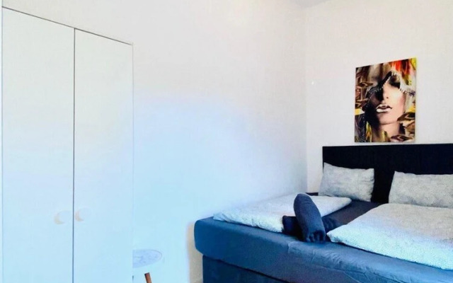 Spacious 4BR Apt Perfect for Groups