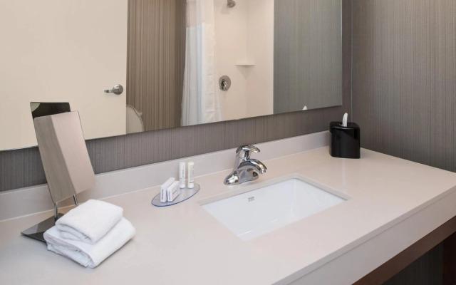 Courtyard by Marriott Detroit Farmington