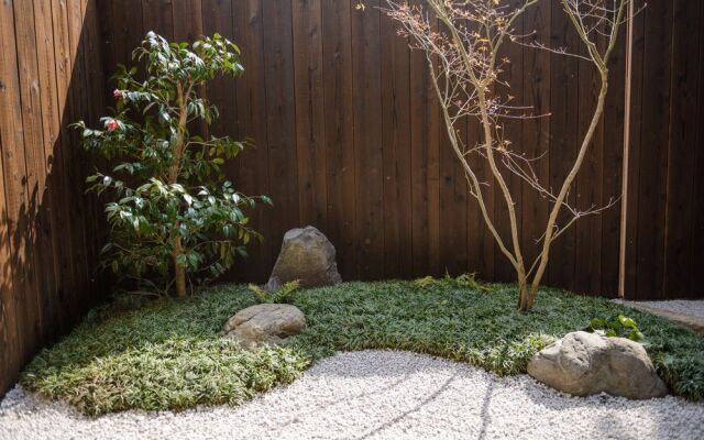Shiki Homes - Tsuru