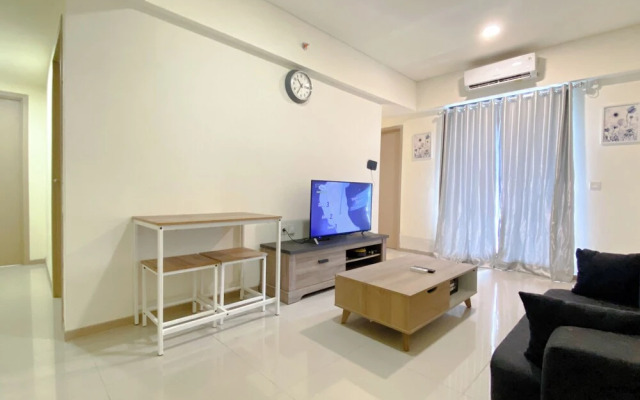 Comfortable Living 2Br At Meikarta Apartment