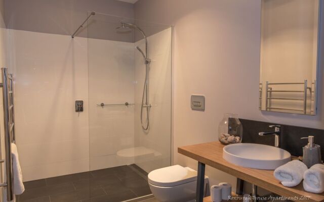 Roxburgh House Apartments