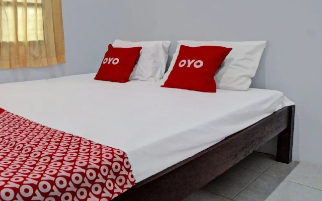 OYO 92429 Vania Guest HouseNearRSUP H Adam Malik