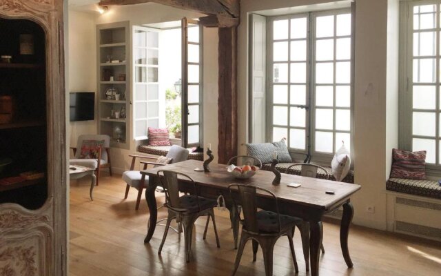 IntoParis Charming apartment in Le Marais