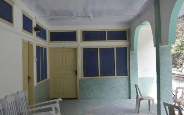 Bolan Continental Hotel