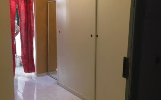 Spazioso Monolocale Comodo Al Centro